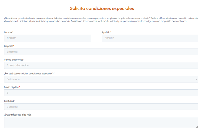 Formulario de solicitud de condiciones especiales en fluid-hub con campos para nombre, apellido, empresa, correo electrónico, motivo de la solicitud, precio objetivo y cantidad